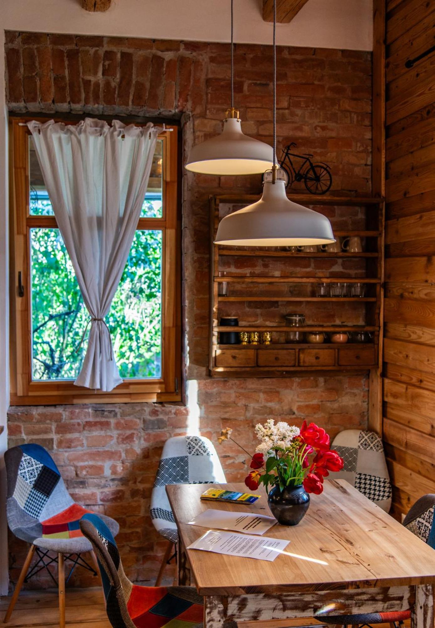Minifaktura Loft Apartman & Reggelizo Es Etelbar Szokolya Exterior foto